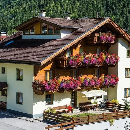 Bergwelt Guest house 3*