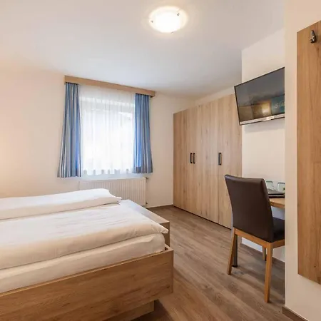 Bergwelt Pensionat Neustift im Stubaital